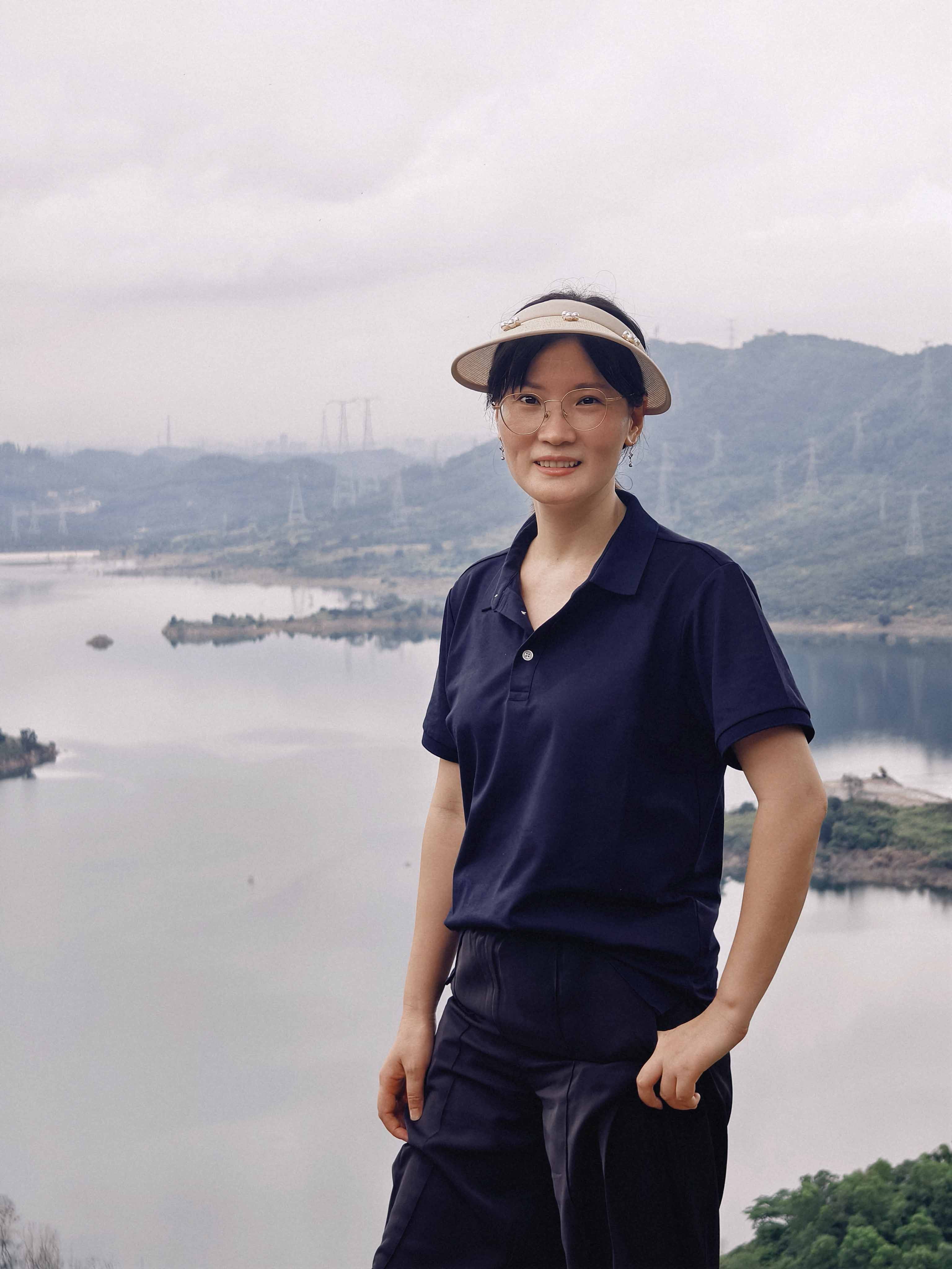 久信達科技公司員工齊聚光明區(qū)蠄蜍石，開啟活力爬山之旅暨團建活動(圖3)